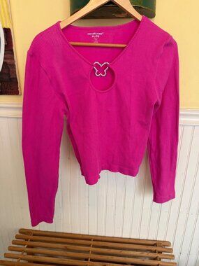 Hot Pink Long Sleeve Ribbed Knit Top W/ Rhinestone Butterfly Accent Size XL